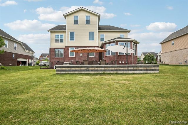 51110 Gulfstream Park Drive, Canton, MI 48188