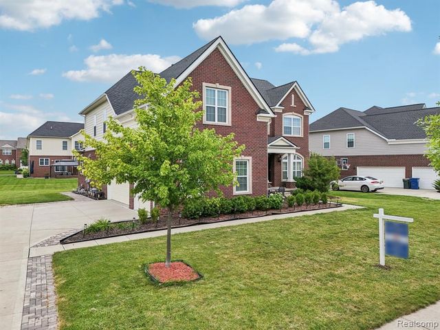 51110 Gulfstream Park Drive, Canton, MI 48188