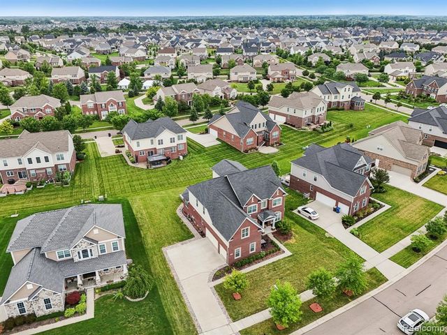 51110 Gulfstream Park Drive, Canton, MI 48188
