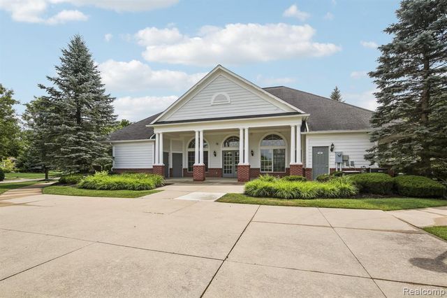 51110 Gulfstream Park Drive, Canton, MI 48188