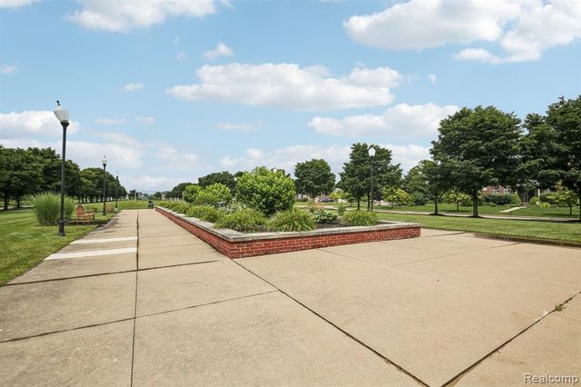 51110 Gulfstream Park Drive, Canton, MI 48188