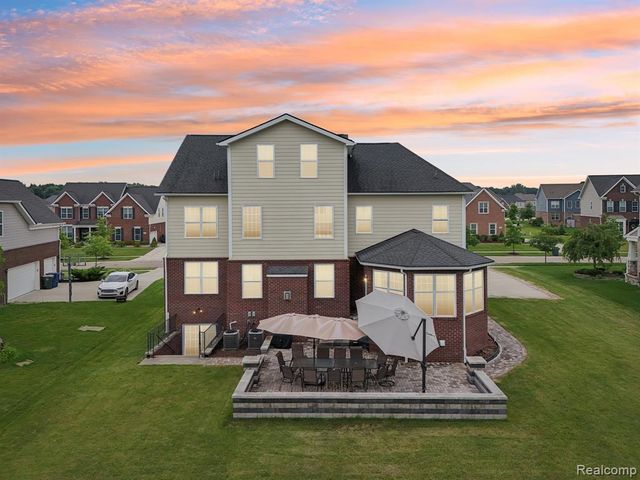 51110 Gulfstream Park Drive, Canton, MI 48188