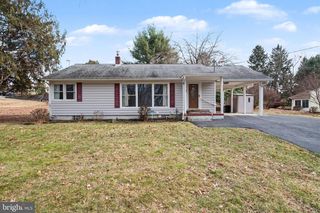 730 SHADY DR, Harrisburg, PA 17111