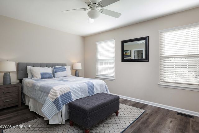 27 Beaumont Court, Tinton Falls, NJ 07724