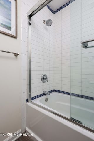 27 Beaumont Court, Tinton Falls, NJ 07724