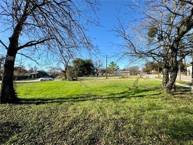 1229 Payne Street, Waco, TX 76704