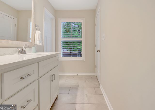 20 Woodchase Drive, Senoia, GA 30276