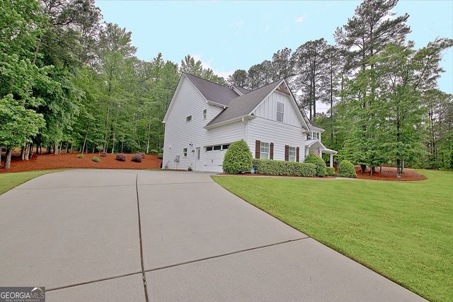 20 Woodchase Drive, Senoia, GA 30276