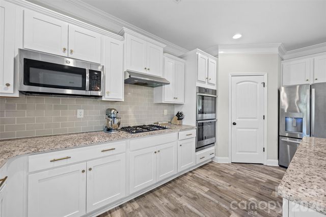 2633 Lakefront Drive, Belmont, NC 28012