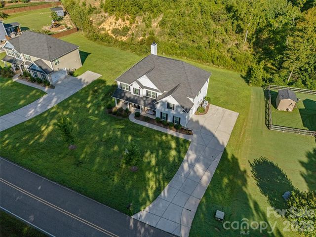 2633 Lakefront Drive, Belmont, NC 28012