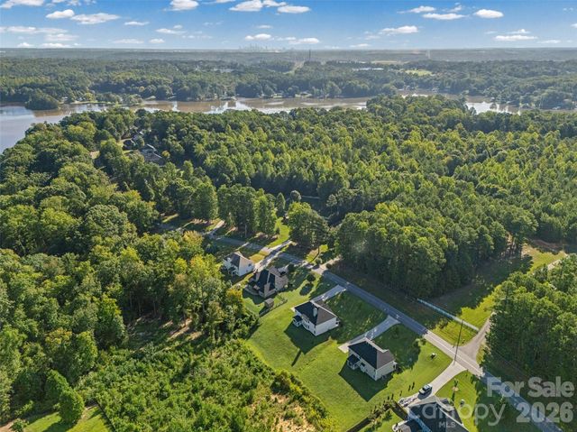 2633 Lakefront Drive, Belmont, NC 28012