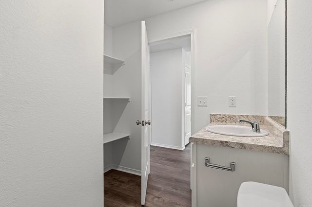 7025 Potomac Trail, Bauxite, AR 72011