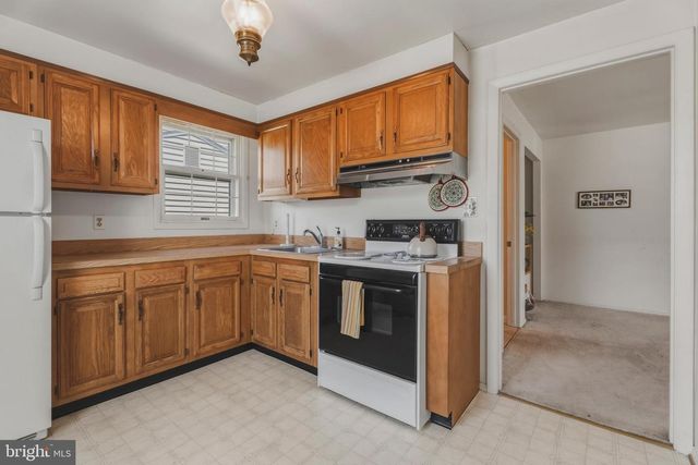 110 GALEWOOD RD, Lutherville Timonium, MD 21093