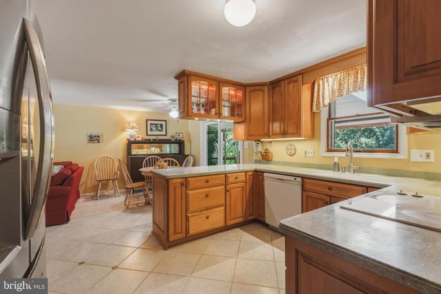 110 GALEWOOD RD, Lutherville Timonium, MD 21093