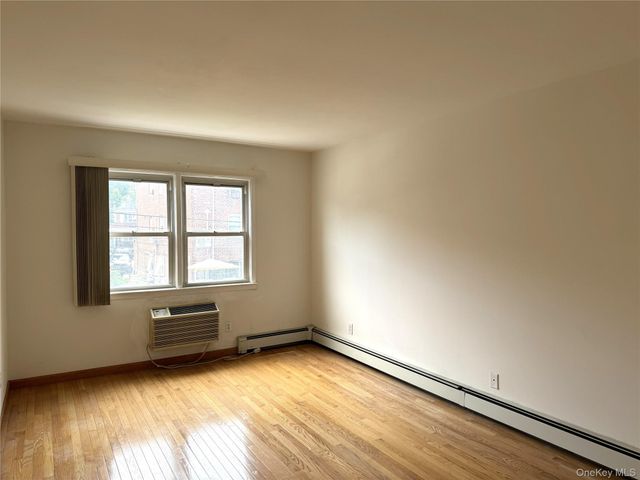 144-44 25th Road, Flushing, NY 11354