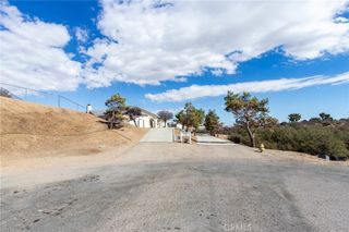 8384 Highland Court, Oak Hills, CA 92344