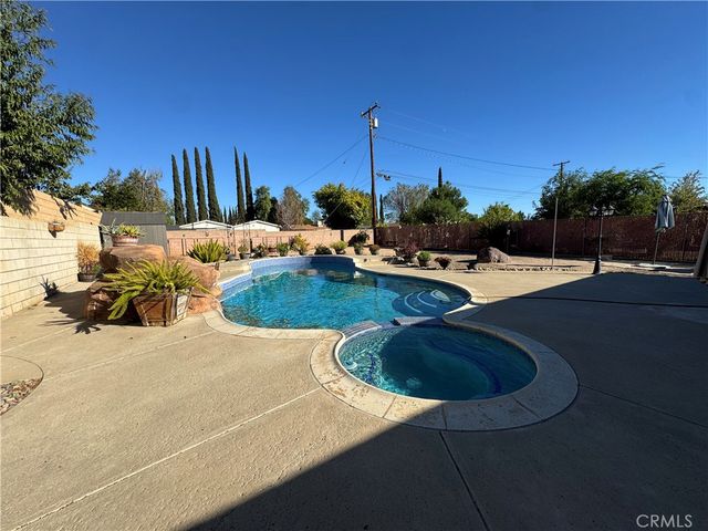 1360 Michigan, Beaumont, CA 92223