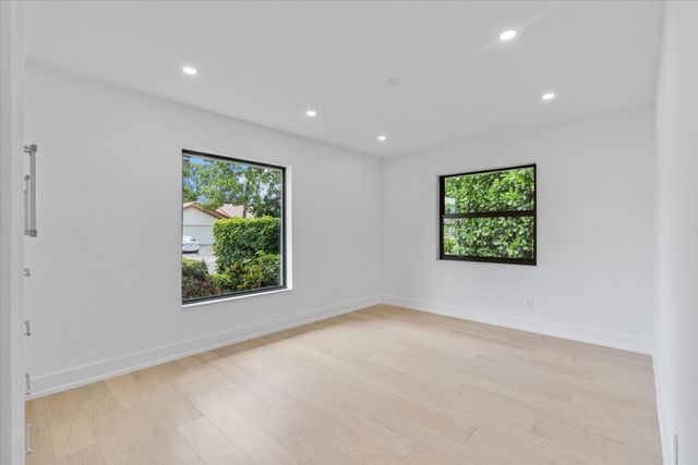2413 NW 26th Street, Boca Raton, FL 33431