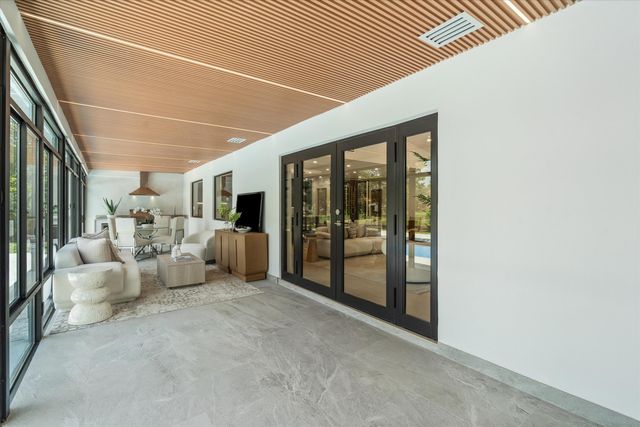 2413 NW 26th Street, Boca Raton, FL 33431