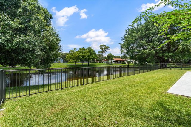2413 NW 26th Street, Boca Raton, FL 33431