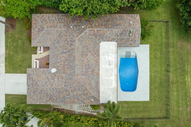 2413 NW 26th Street, Boca Raton, FL 33431
