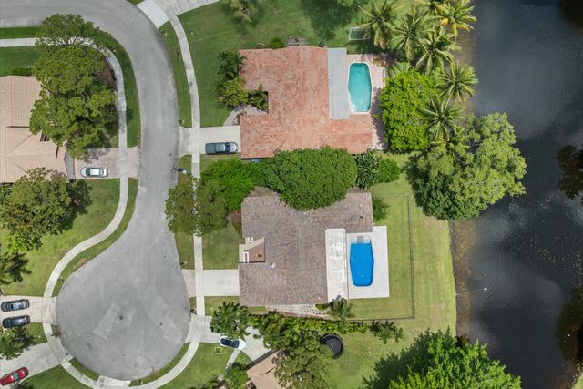 2413 NW 26th Street, Boca Raton, FL 33431