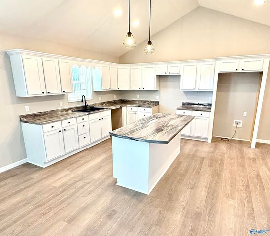 1047 Old Guntersville-Gadsden Hwy, Boaz, AL 35956