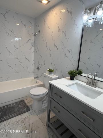 11608 DUNES WAY Drive N, Jacksonville, FL 32225