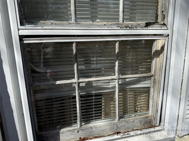 4215 Dinglewood Avenue, Charlotte, NC 28205