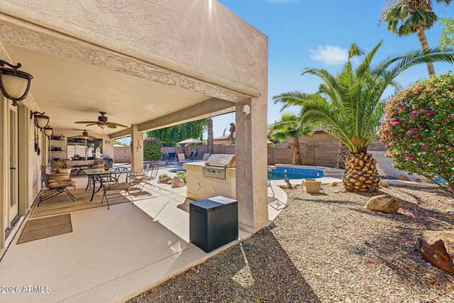 2132 S PENROSE Drive, Gilbert, AZ 85295