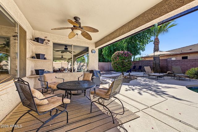 2132 S PENROSE Drive, Gilbert, AZ 85295