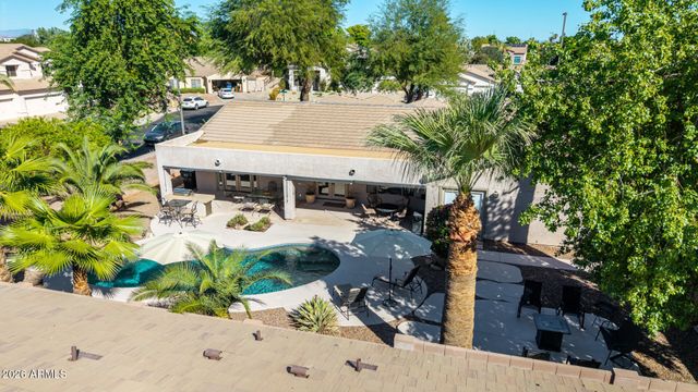 2132 S PENROSE Drive, Gilbert, AZ 85295