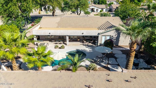 2132 S PENROSE Drive, Gilbert, AZ 85295