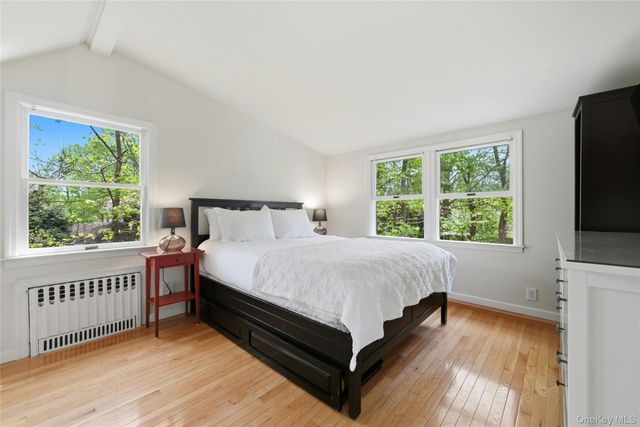 95 6th Avenue, Huntington Station, NY 11746