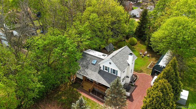 95 6th Avenue, Huntington Station, NY 11746