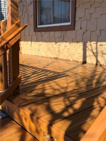 528 Longfellow St, Vandergrift, PA 15690