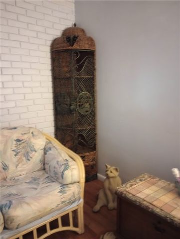 528 Longfellow St, Vandergrift, PA 15690