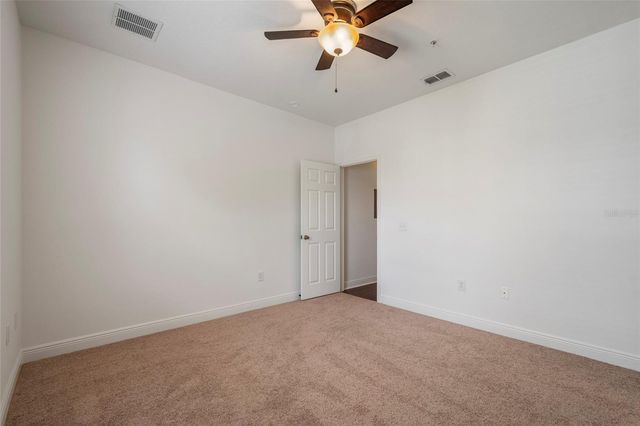 142 SOUTHERN PECAN CIRCLE 205, Winter Garden, FL 34787