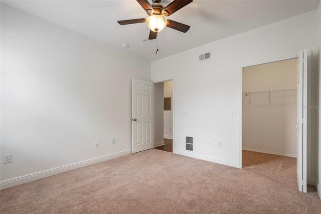 142 SOUTHERN PECAN CIRCLE 205, Winter Garden, FL 34787