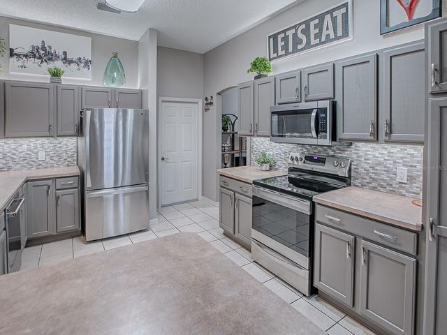 9238 SE 171ST COOPER LOOP, The Villages, FL 32162