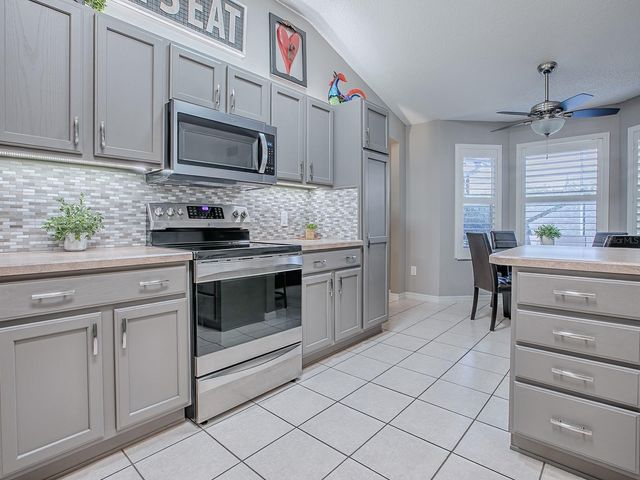 9238 SE 171ST COOPER LOOP, The Villages, FL 32162