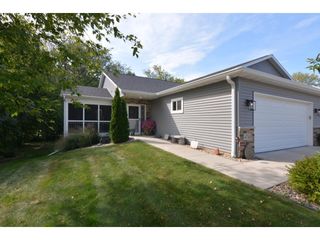 4749 Lorraine Way, Mcfarland, WI 53558