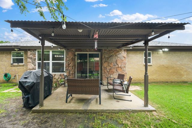 6244 Melinda Drive, Watauga, TX 76148