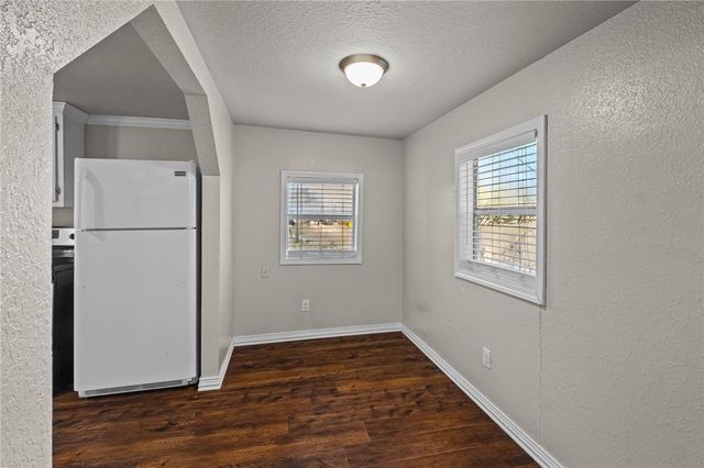 1872 Double Springs Road, Fayetteville, AR 72704