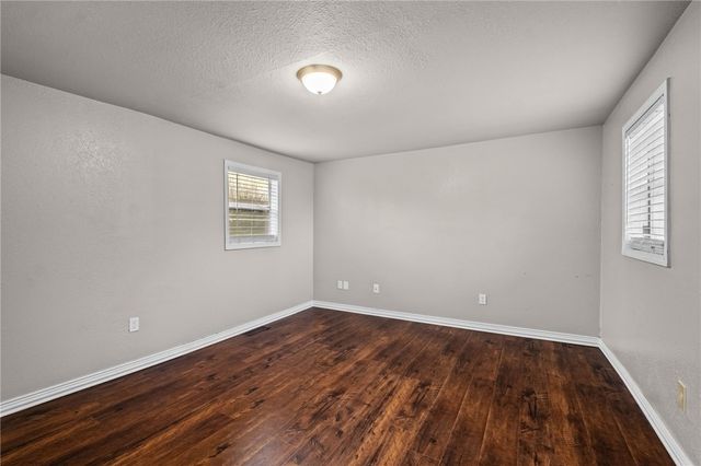 1872 Double Springs Road, Fayetteville, AR 72704