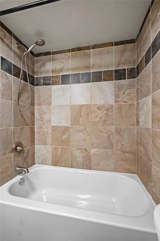 1872 Double Springs Road, Fayetteville, AR 72704