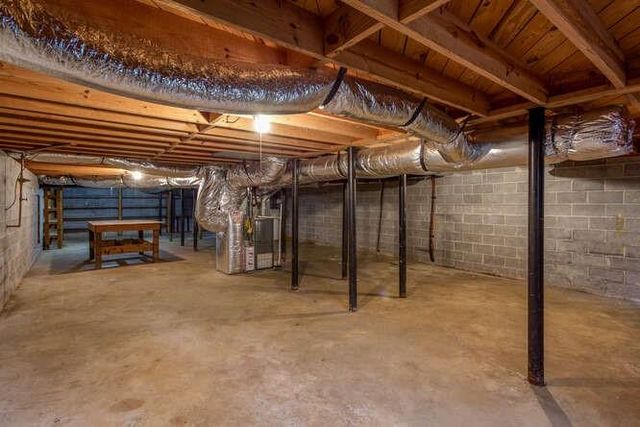 1808 Elmwood SW Drive, Austell, GA 30106