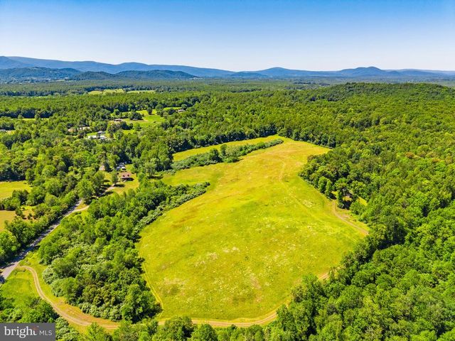 342 POES S, Amissville, VA 20106