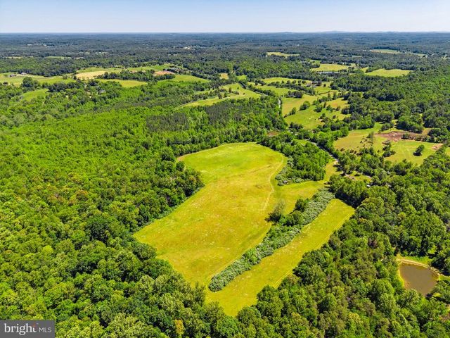 342 POES S, Amissville, VA 20106