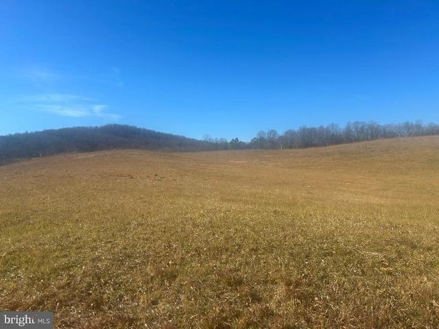 342 POES S, Amissville, VA 20106